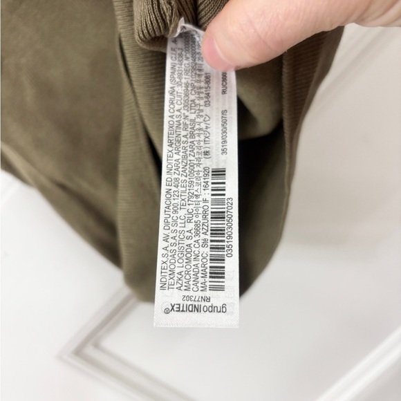 NWOT ZARA Army Green Ribbed High Neck Cropped Sleeveless Tank Top - Sz Small - Picture 10 of 11